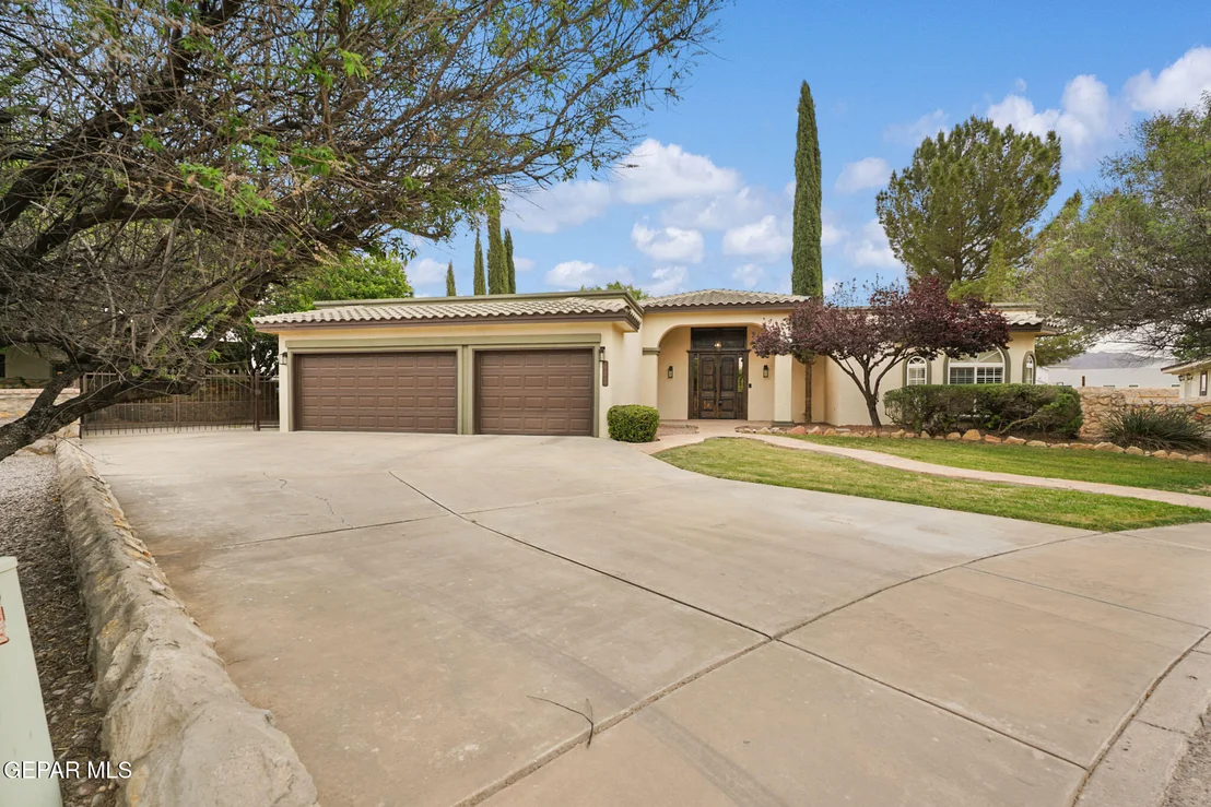 Photo of 651 Simon Court