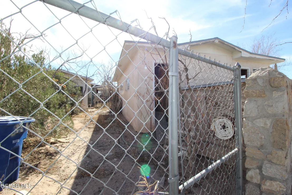 Photo of 148 PACIFIC Drive