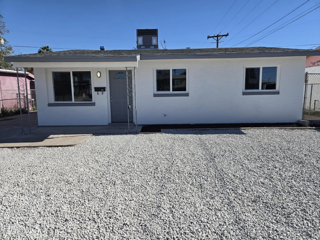 Photo of 208 ARBOR Place