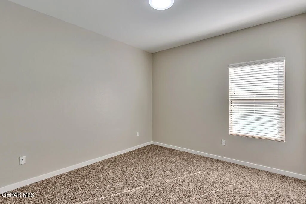 Photo of 15168 Composition Avenue