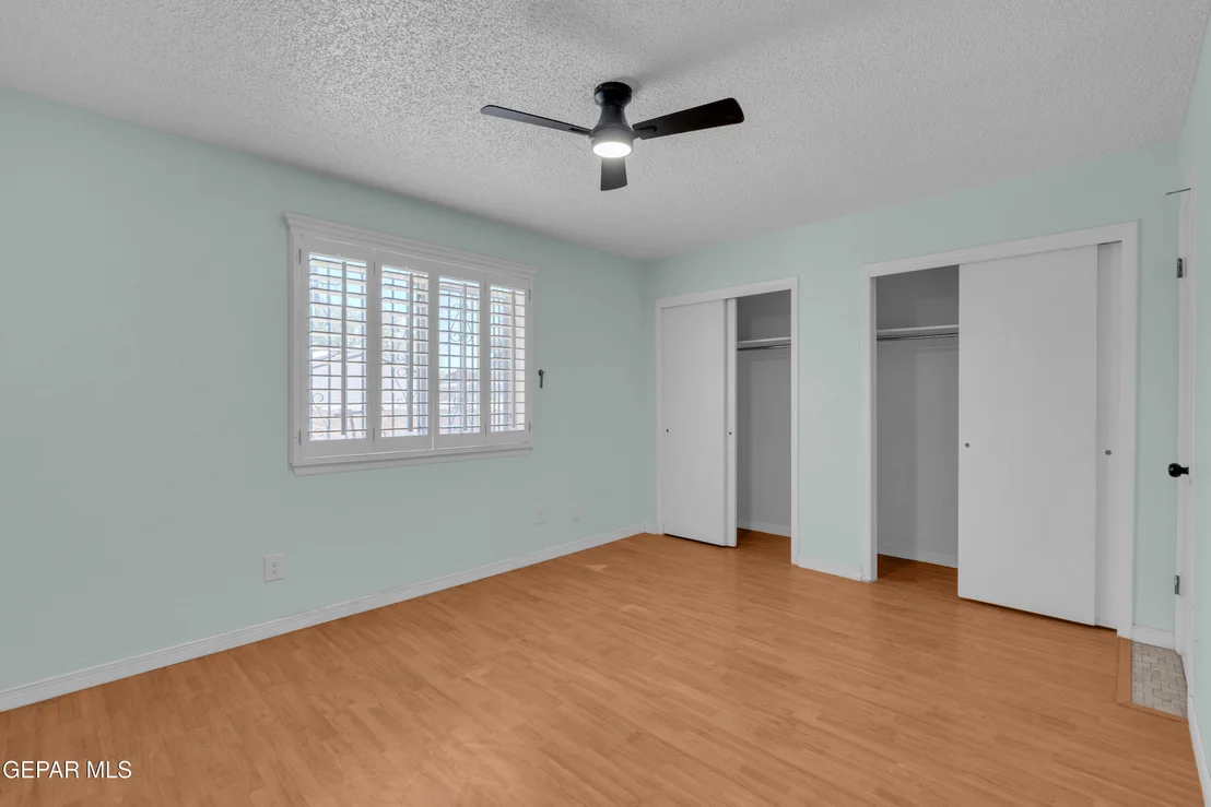 Photo of 5000 MCCORMICK Lane