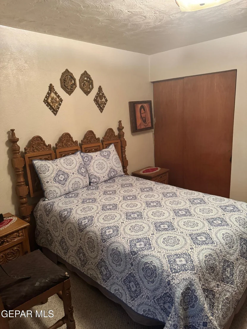 Photo of 5653 WALDORF Drive
