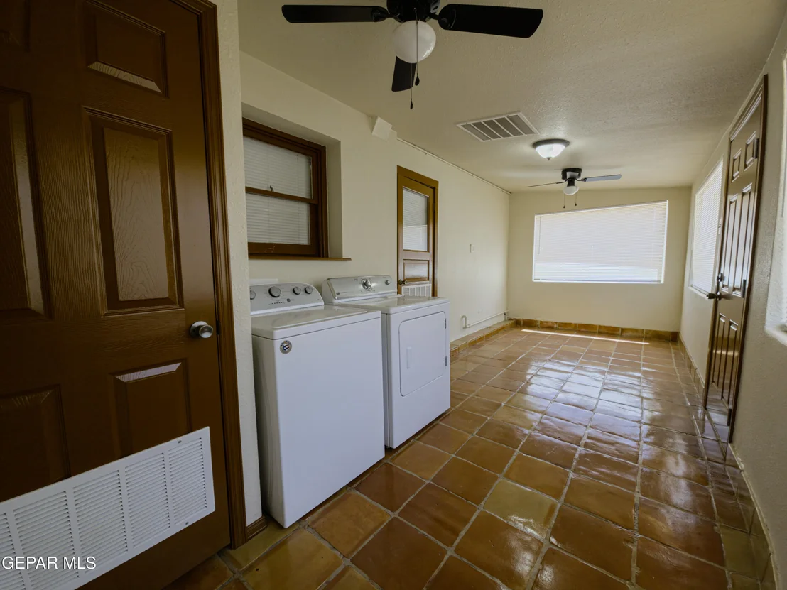 Photo of 4037 EMORY Road