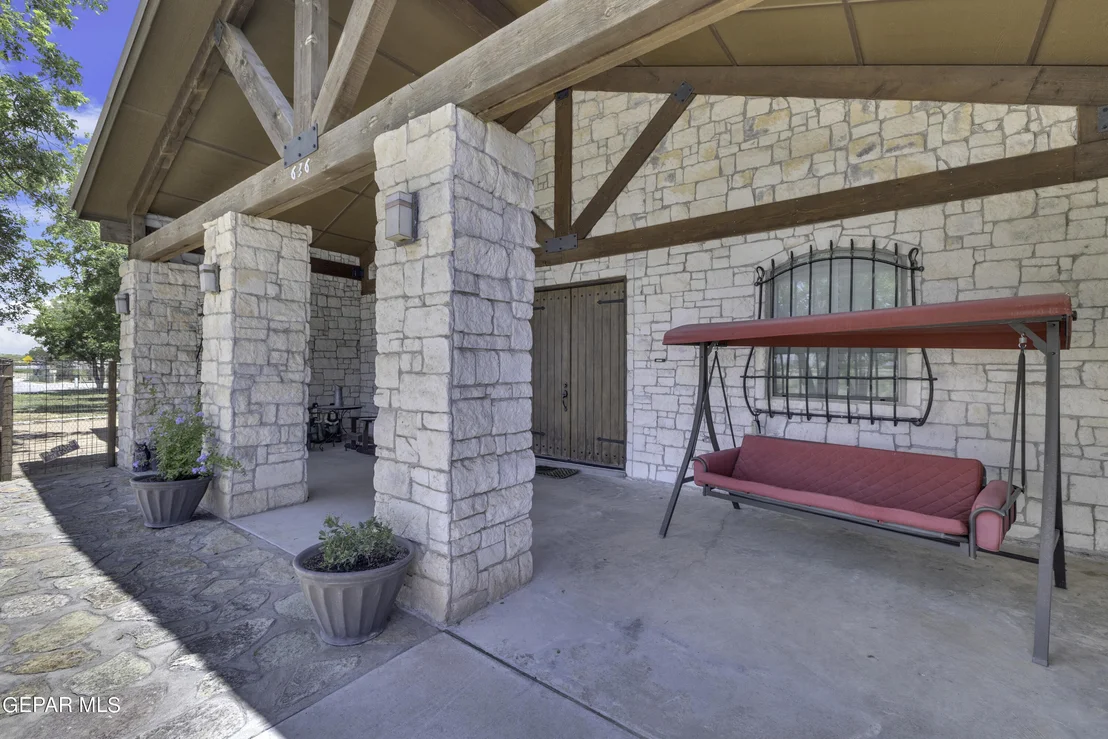 Photo of 636 Keagle Road