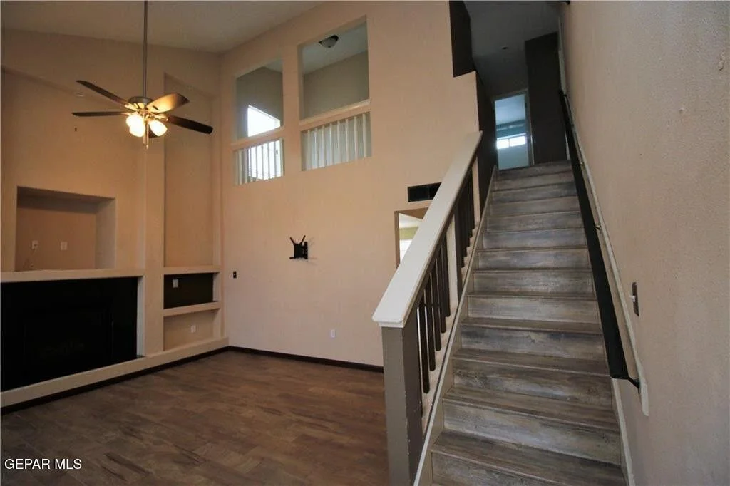 Photo of 6241 LOVEBIRD Lane