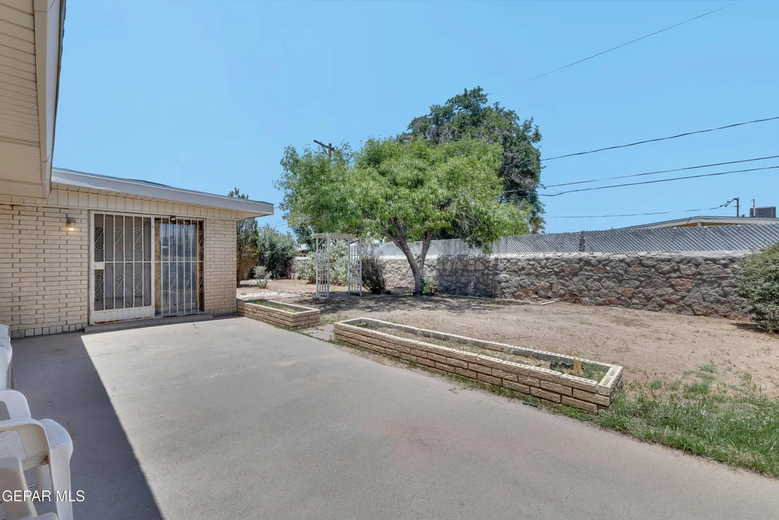 Photo of 8021 MORLEY Drive