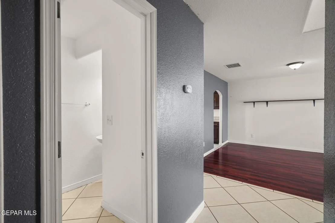 Photo of 1611 PLAYA DEL SOL Street