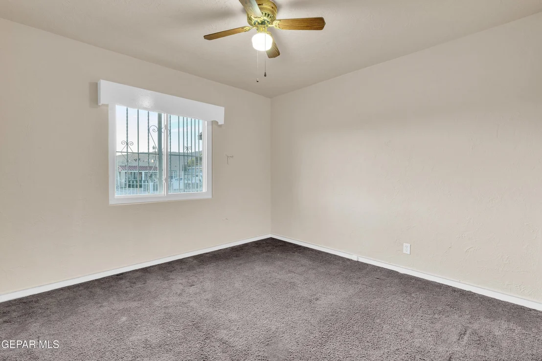 Photo of 800 Raynolds Street