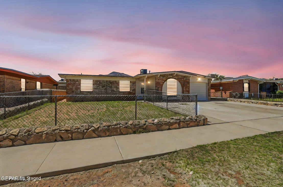 Photo of 10447 APHRODITE Drive