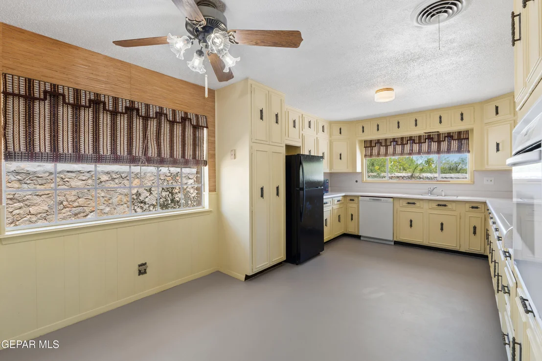 Photo of 3029 MESA VERDE Lane