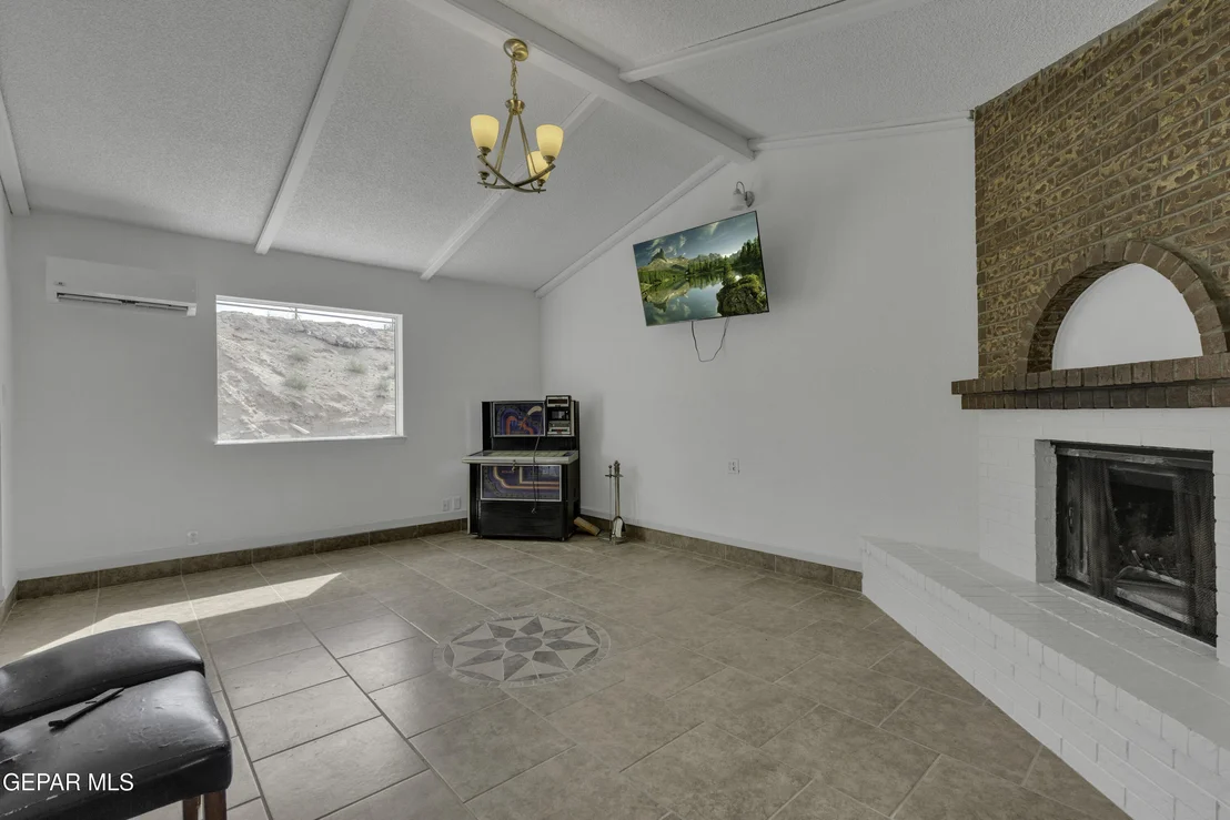 Photo of 943 Quail Mesa Drive