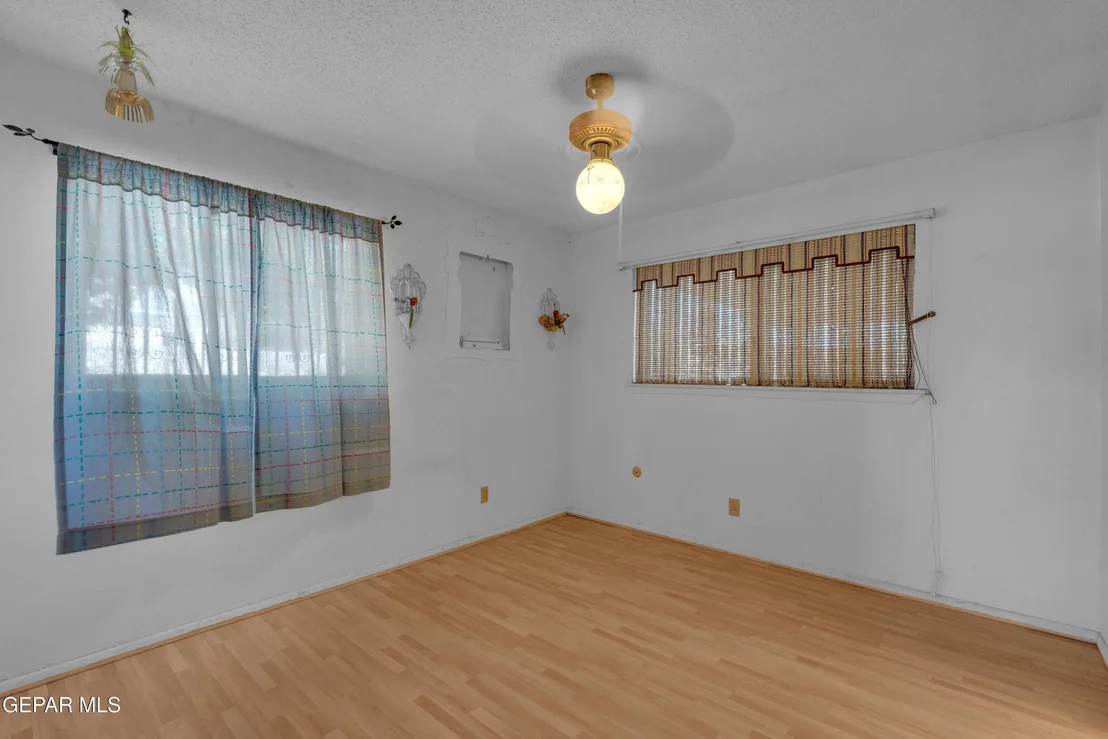 Photo of 3601 Truman Avenue