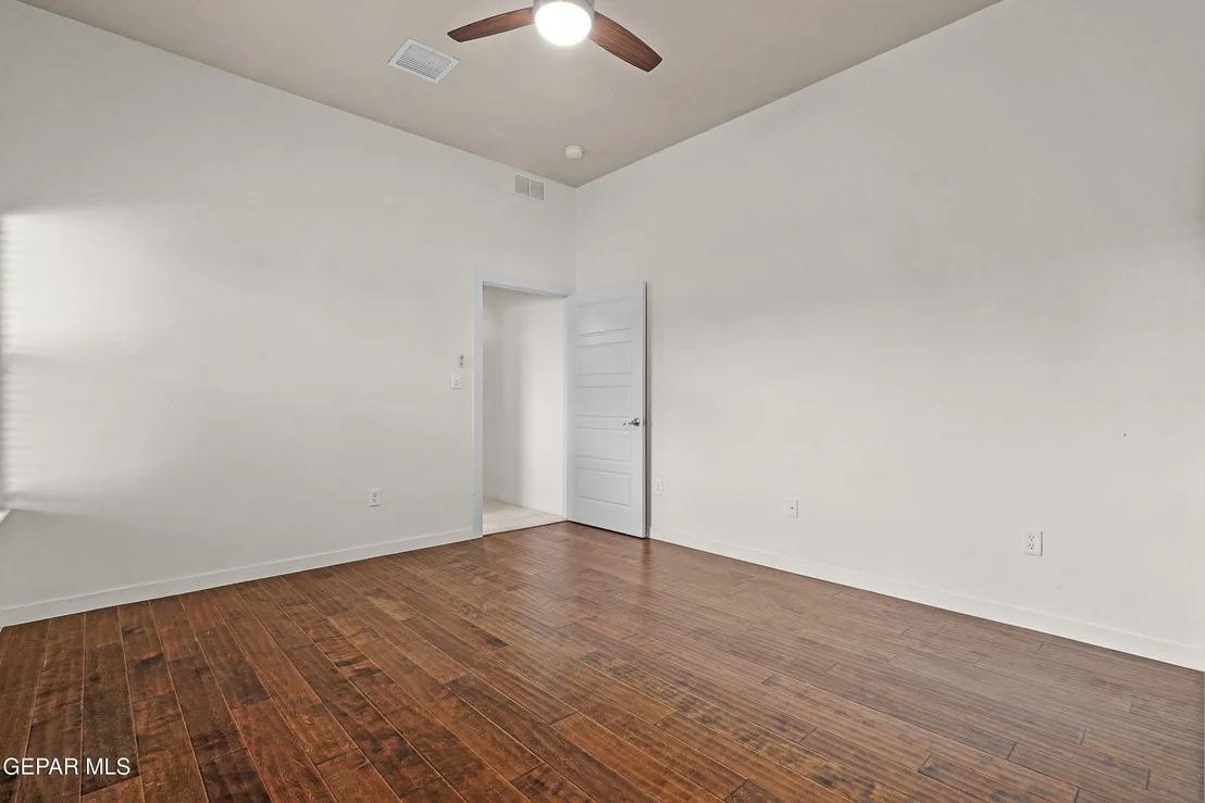 Photo of 6241 FRANKLIN RIDGE Drive