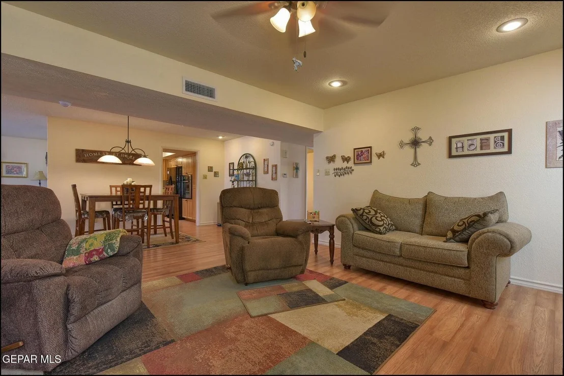 Photo of Unit D at 730 ESPADA Drive