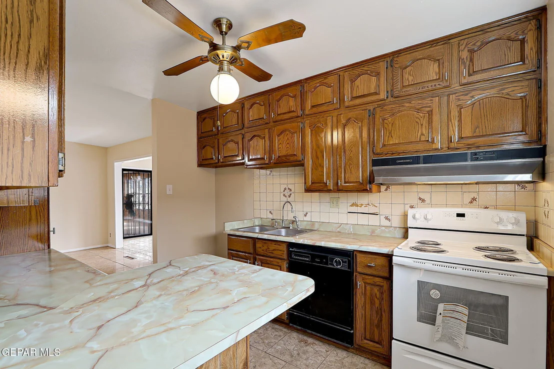 Photo of 5102 Mumm Lane