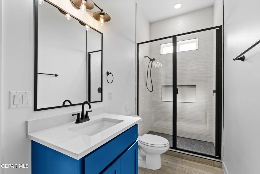 Photo of 920 Sandhurst Place