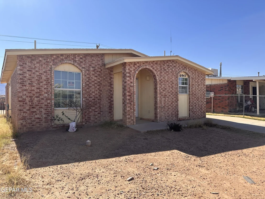 Photo of 10947 STONEBRIDGE Drive