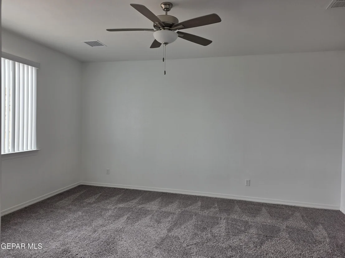 Photo of 6024 HIDDEN ROW Avenue