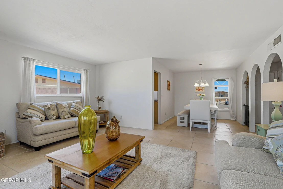 Photo of 8400 FURMAN Place