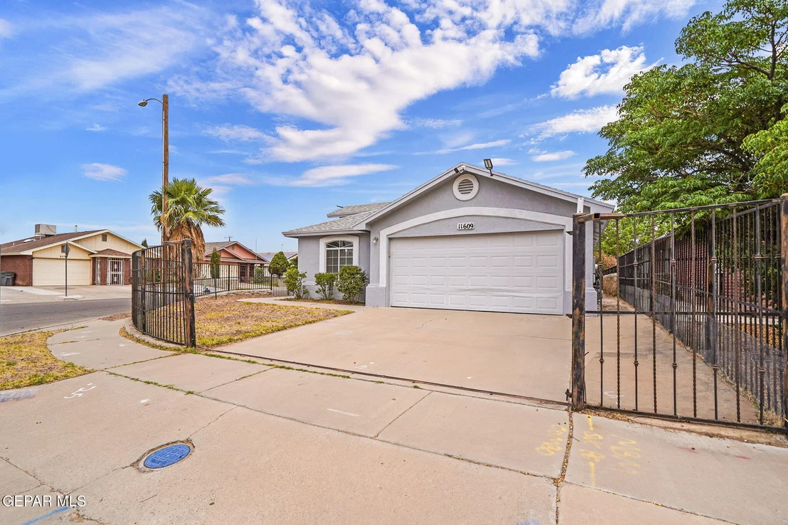 Photo of 11609 BELL TOWER Drive