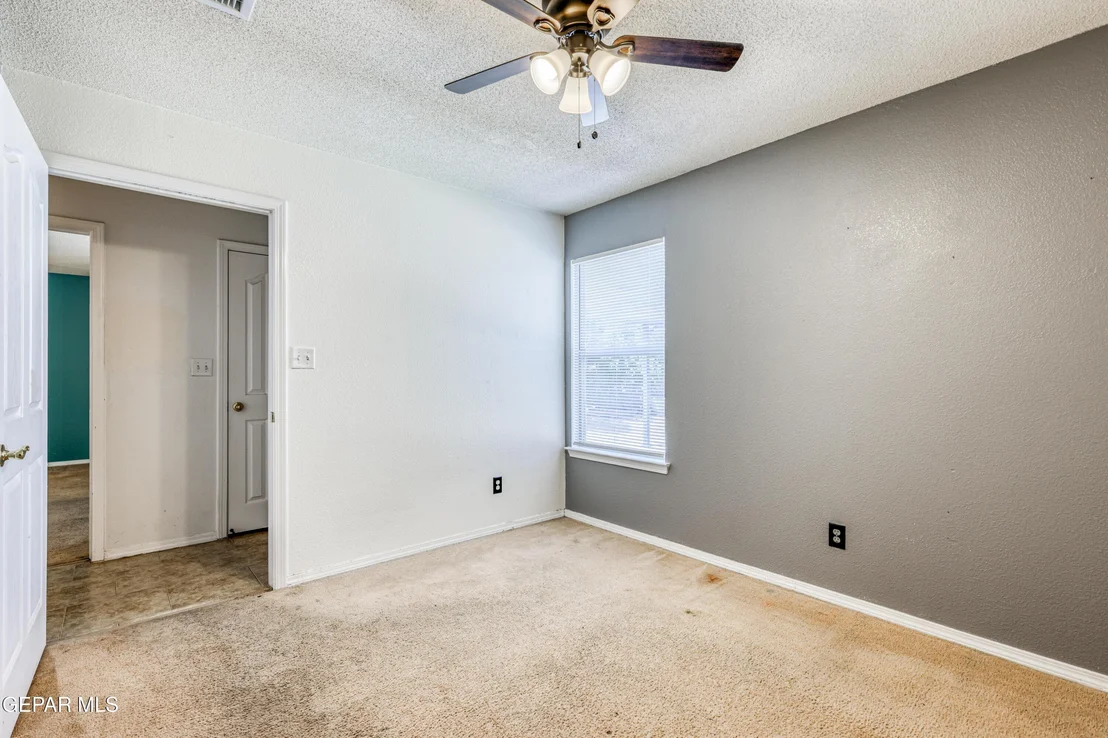 Photo of 12281 SUN BRIDGE Place