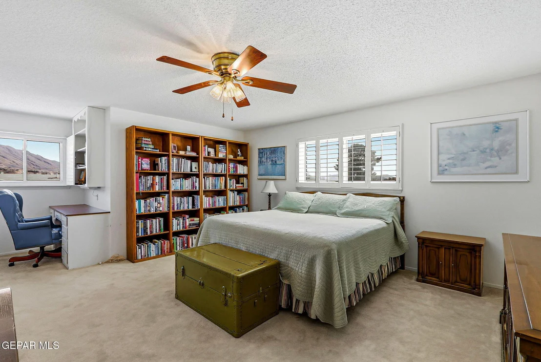 Photo of 301 NORTHWIND Drive