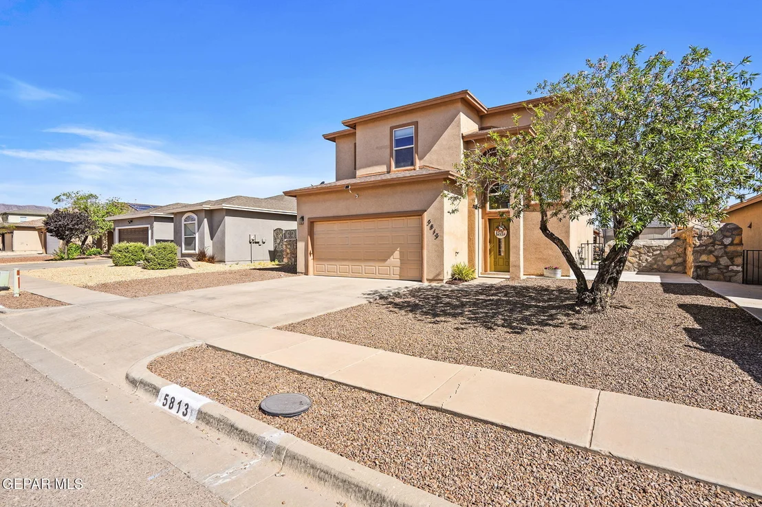 Photo of 5813 REDSTONE RIM Drive