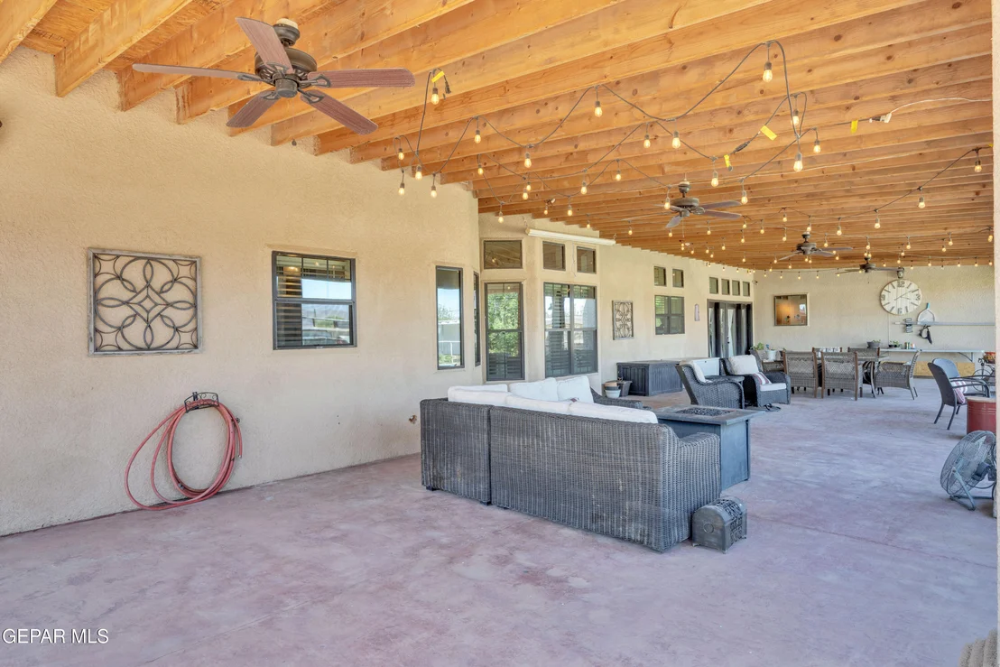Photo of 7692 River View Drive
