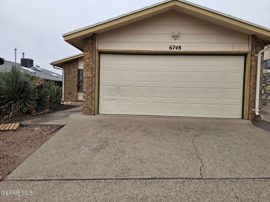Photo of 6748 Ridge Top Drive