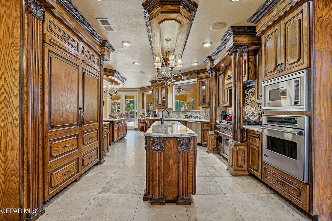 Photo of 609 MEADOW WILLOW Drive