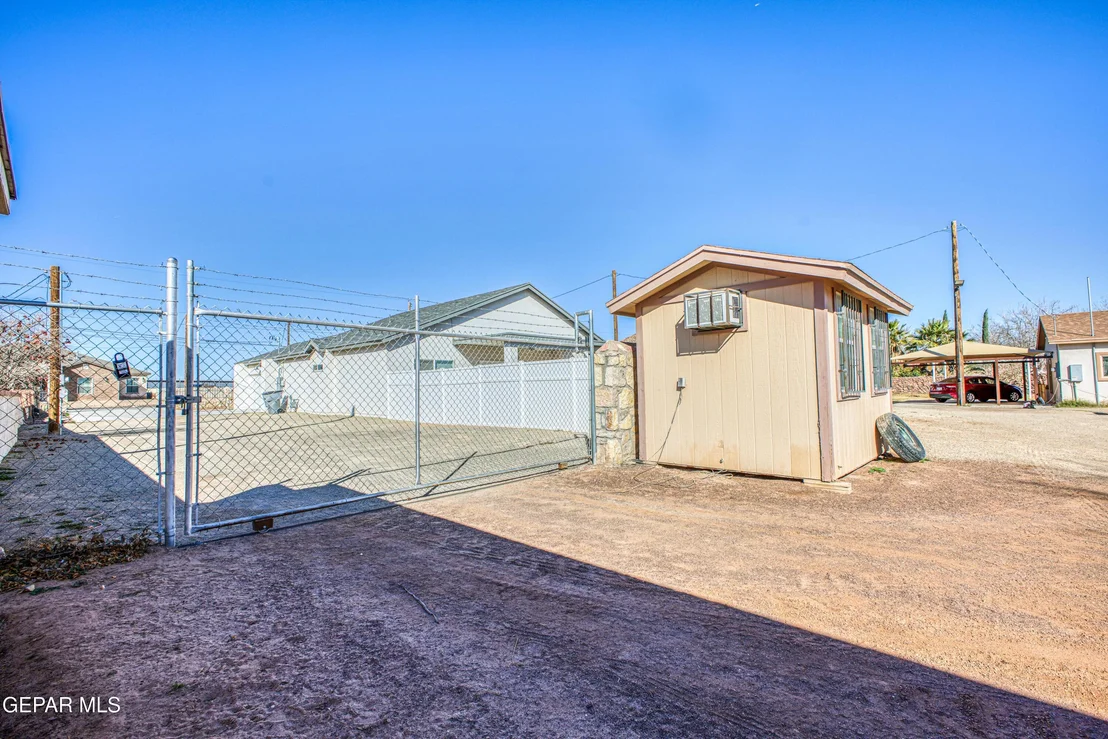 Photo of 440 JAMES Street
