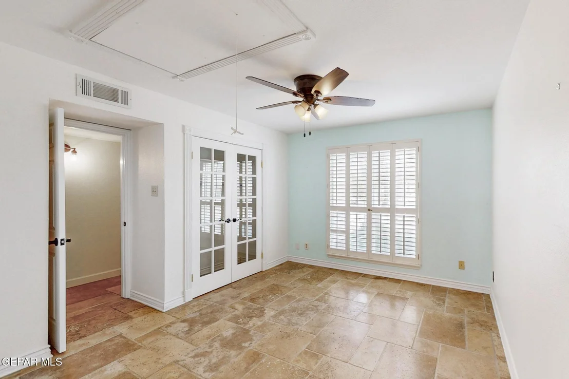 Photo of 633 WILD WILLOW Drive