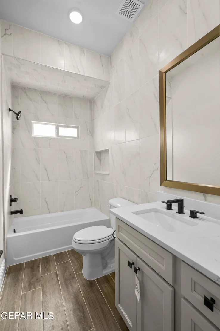 Photo of 13375 Jeff Winton Drive
