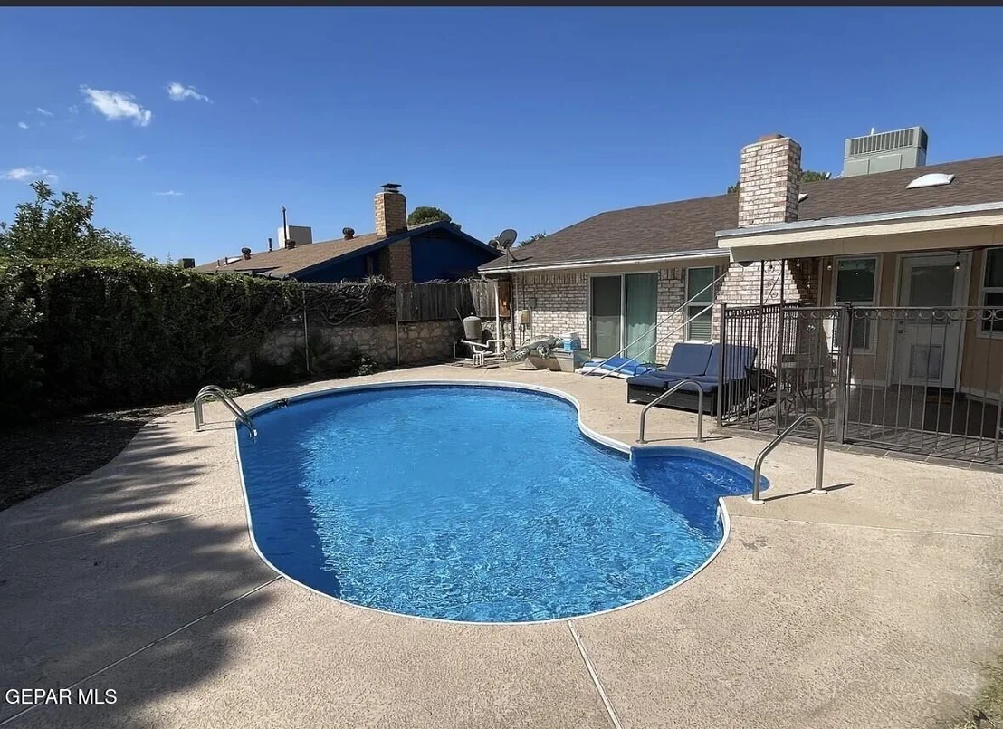 Photo of 1856 MIKE HILL Drive
