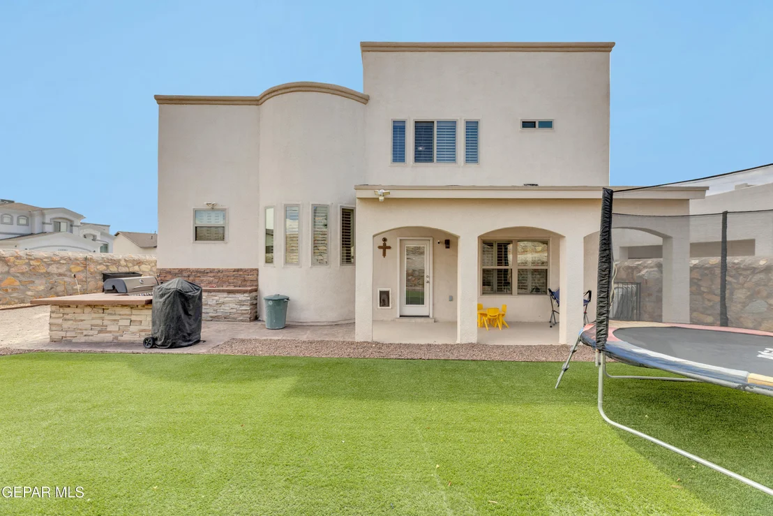 Photo of 6068 RIVET Place
