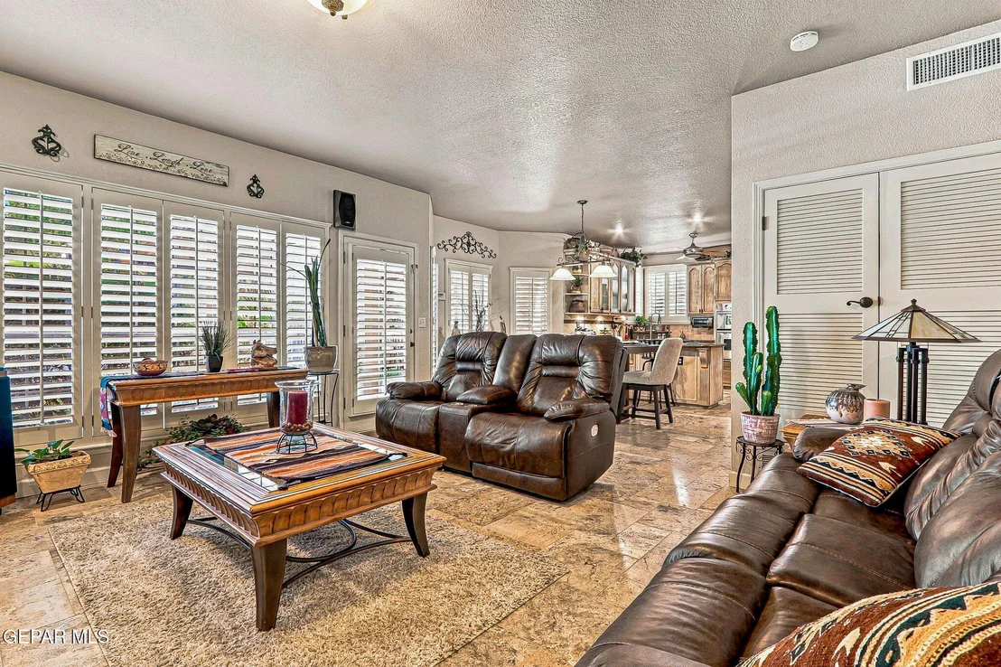 Photo of 1158 PINE RIDGE Way