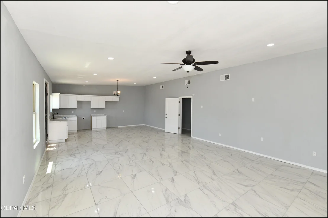 Photo of 1017 Ojinaga Road