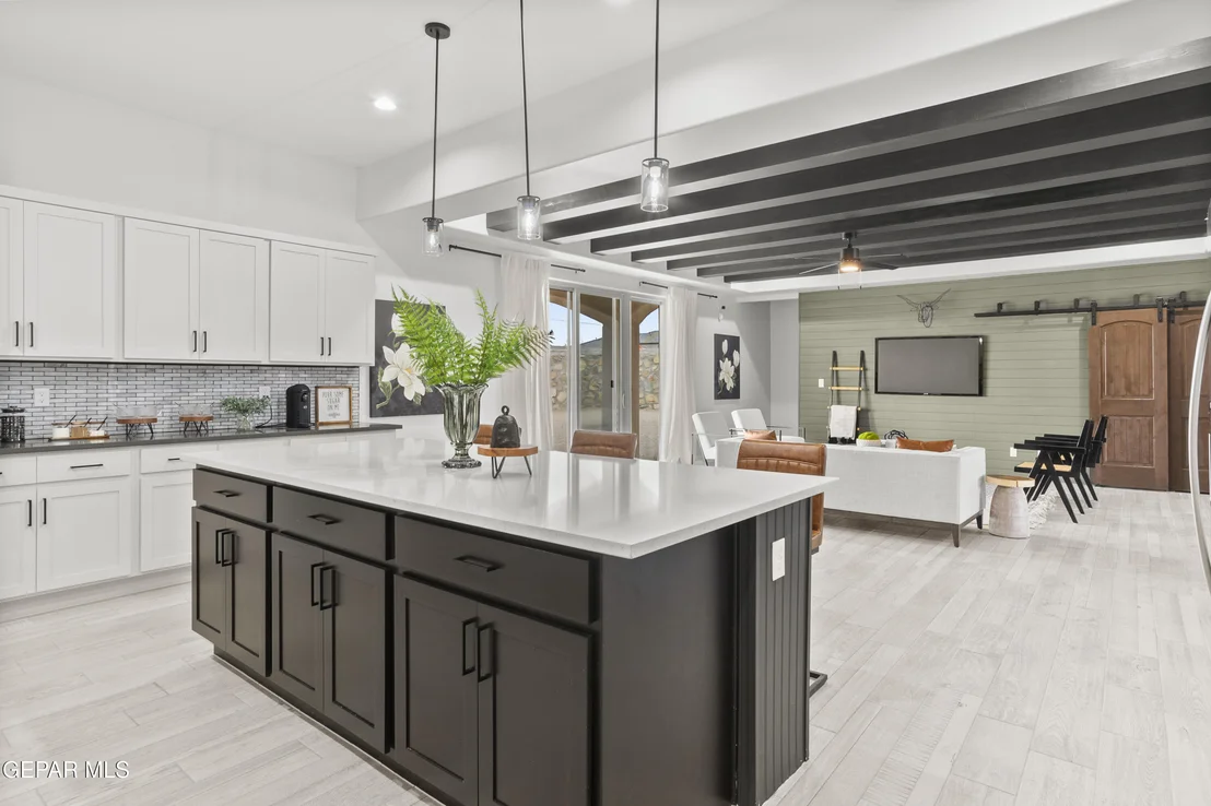 Photo of 3876 Bubble Place