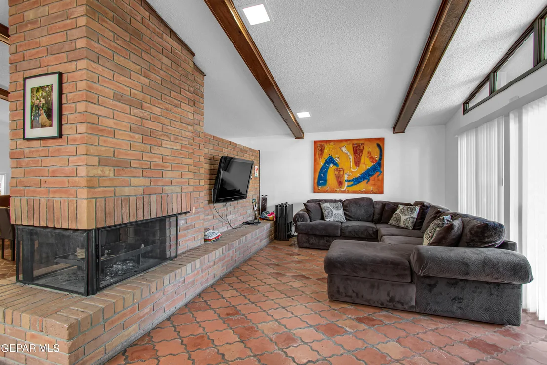 Photo of 5716 OAK CLIFF Drive