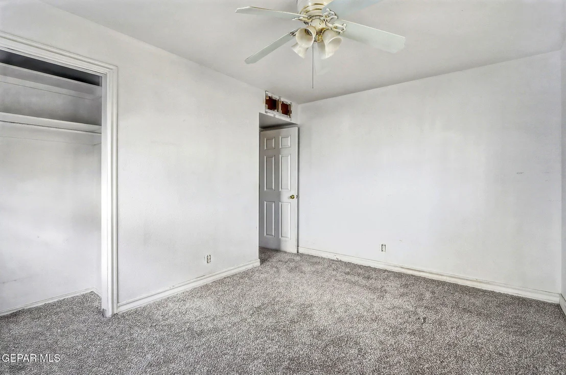 Photo of 5852 STURGEON Drive