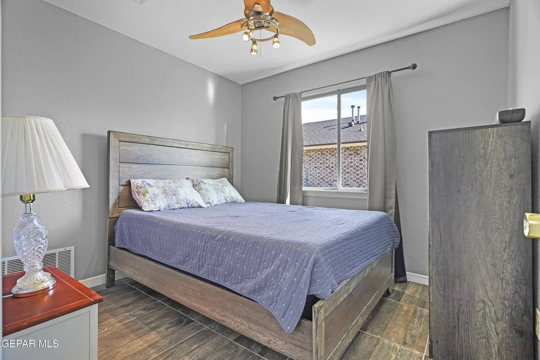 Photo of 693 DESERT SAGE Drive
