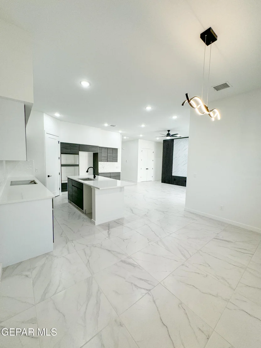 Photo of 1785 URIJAH Place