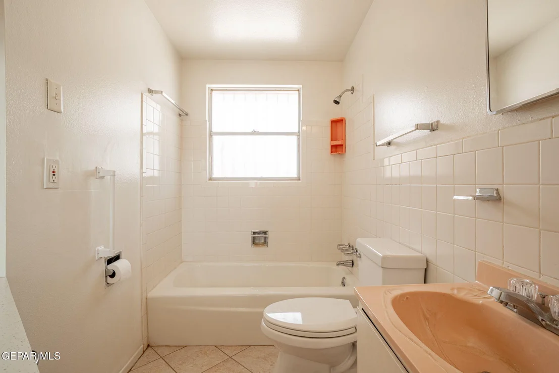 Photo of 3217 SHETLAND Road