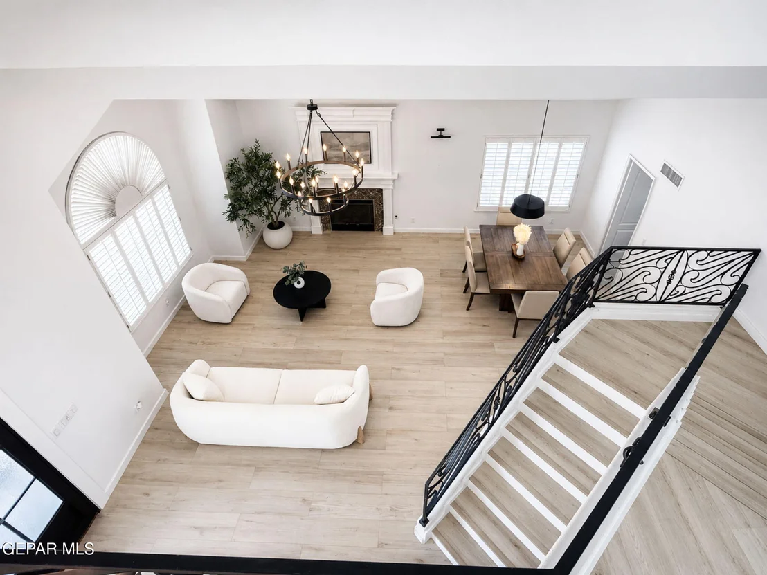 Photo of 6633 WIND RIDGE Drive