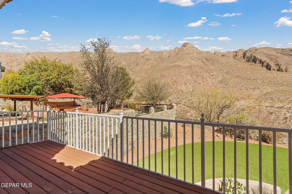 Photo of 5566 Buckley Drive