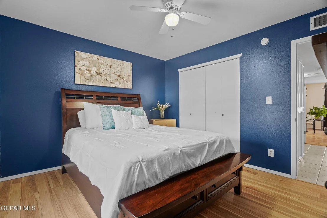 Photo of 805 ESPOLON Drive