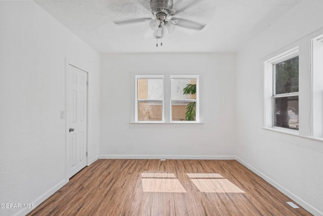 Photo of 3328 Mountain Avenue