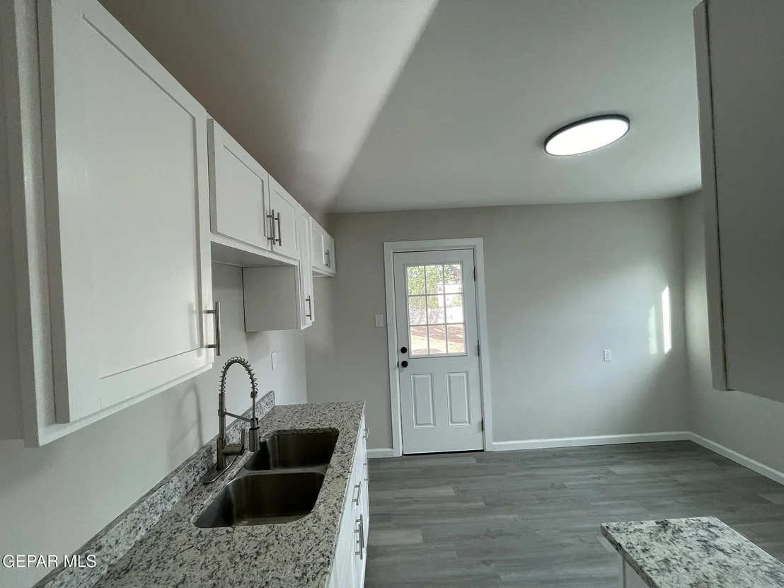 Photo of 8910 Strand Lane