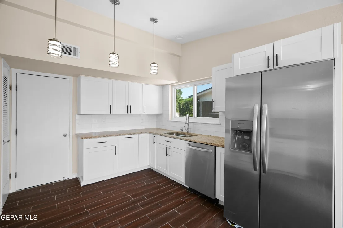Photo of 3200 VOSS Drive