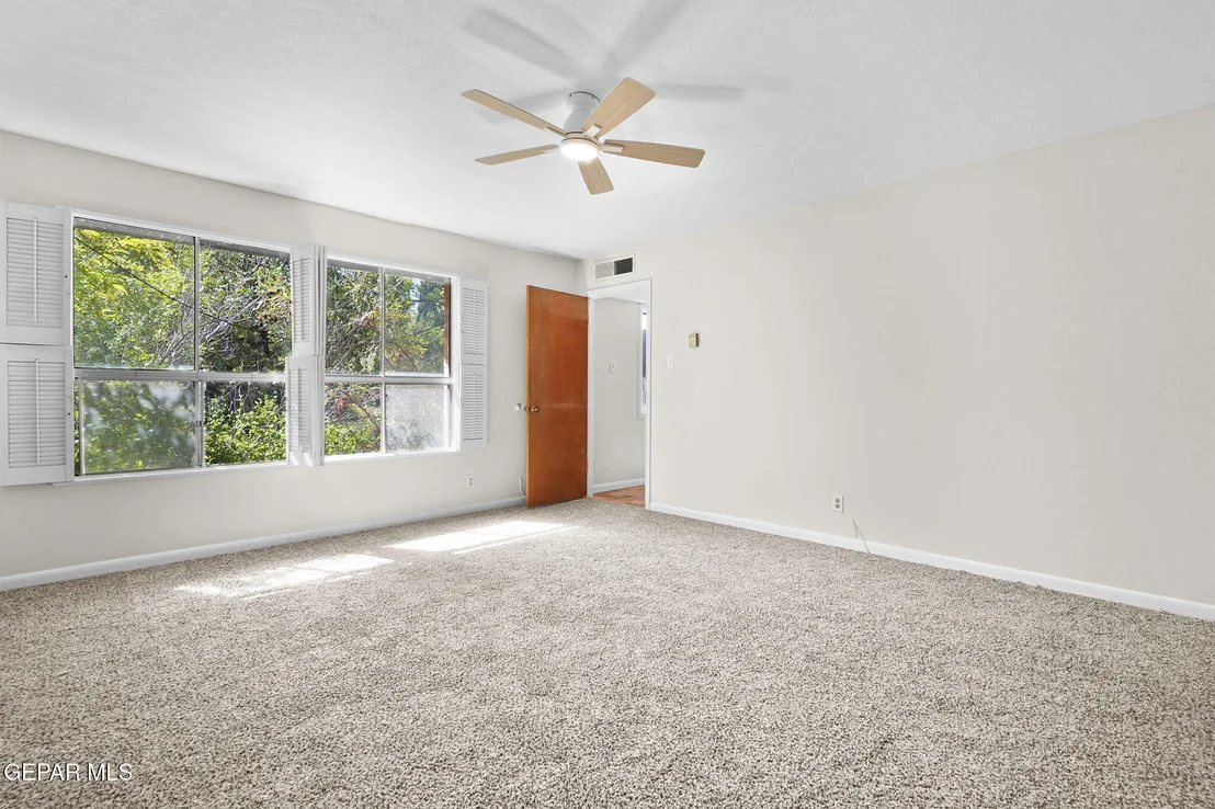 Photo of 416 POCANO Lane